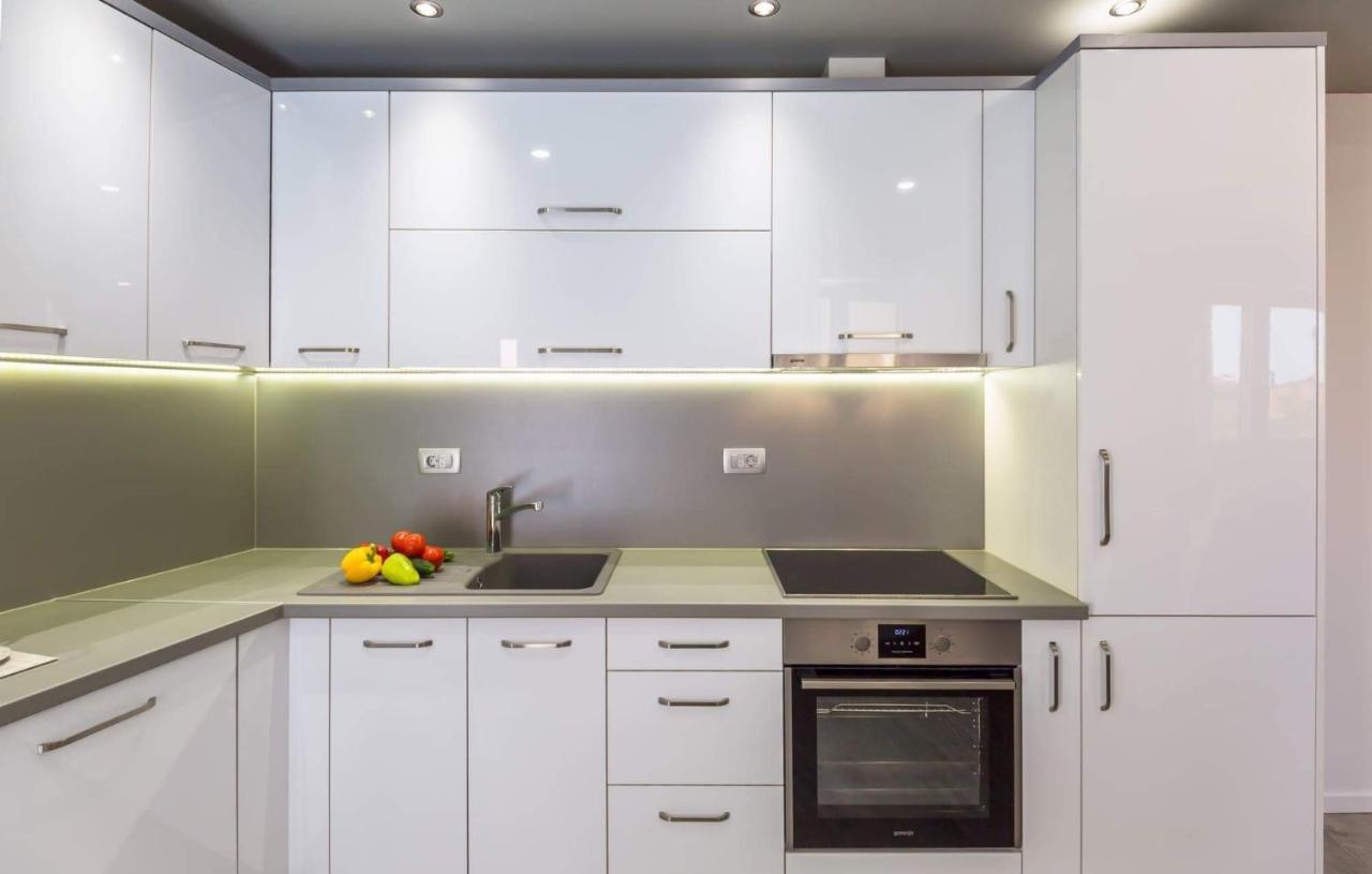 Apartman Dva Макарска Экстерьер фото