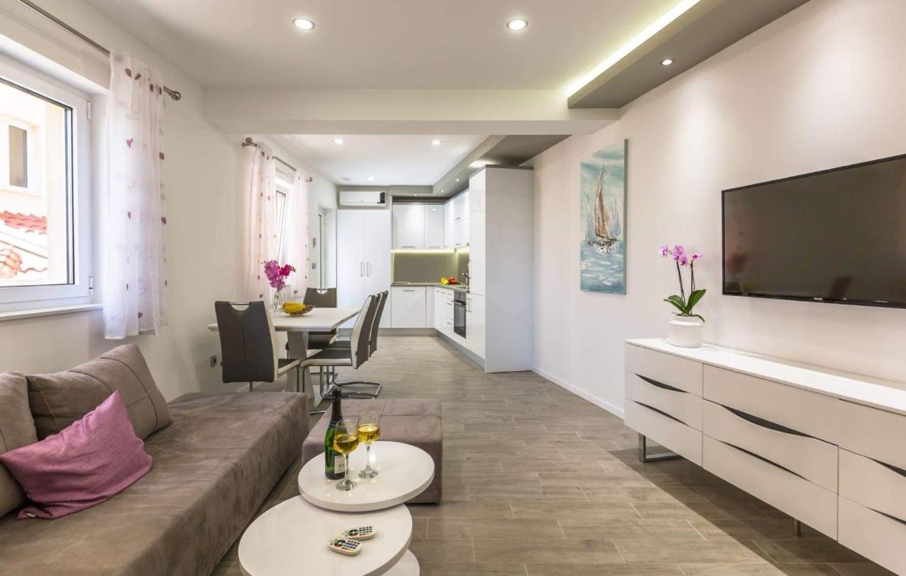 Apartman Dva Макарска Экстерьер фото