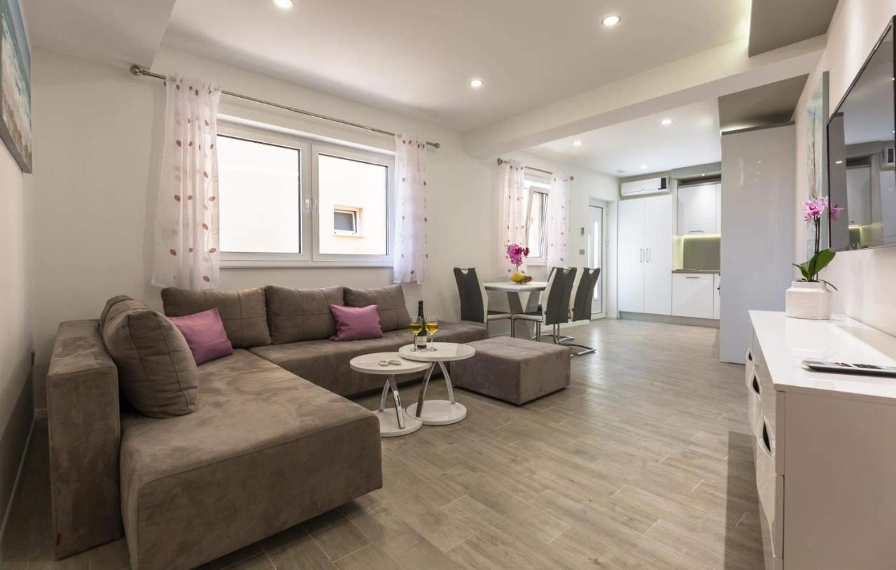 Apartman Dva Макарска Экстерьер фото